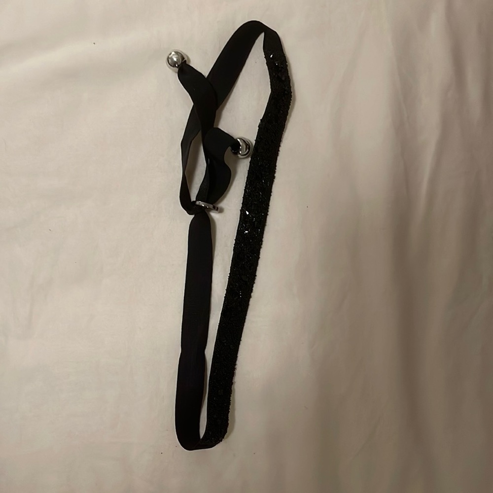 Adjustable black choker with black crystals